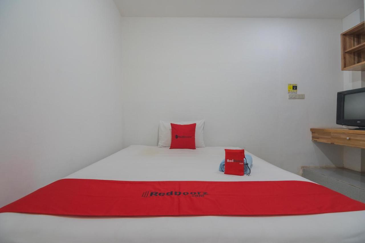 Reddoorz Near Gajah Mada Pontianak Hotel Luaran gambar