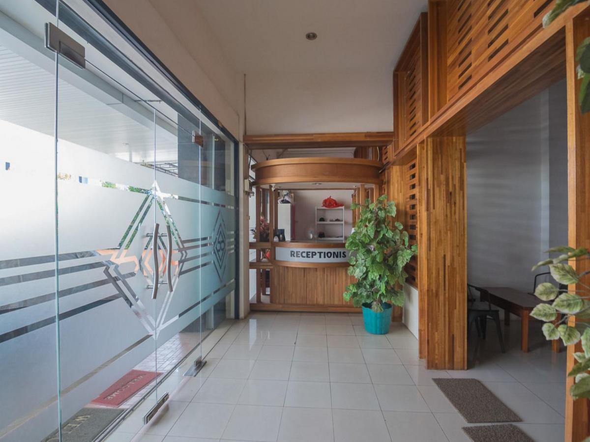 Reddoorz Near Gajah Mada Pontianak Hotel Luaran gambar